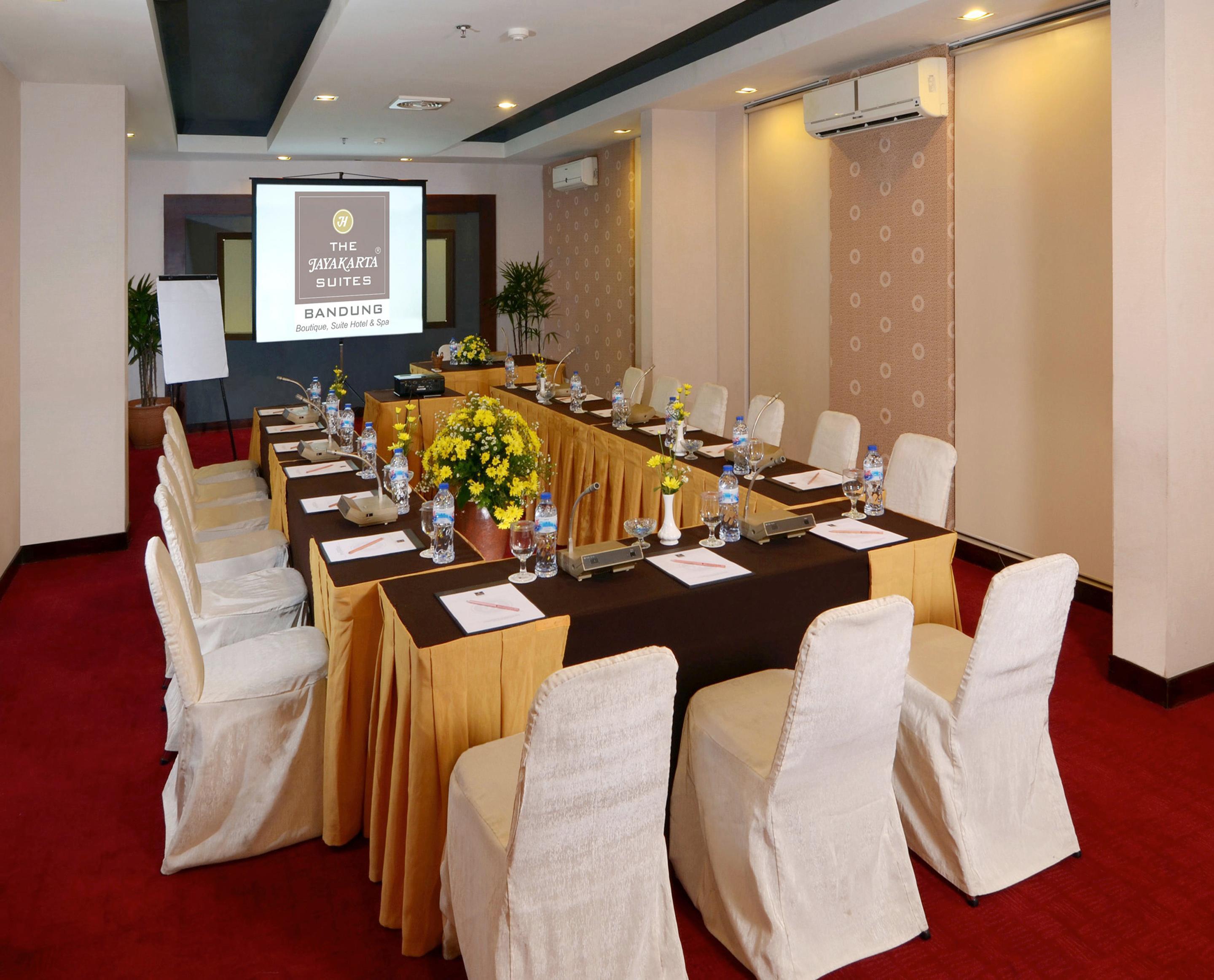 The Jayakarta Suites Бандунг Екстер'єр фото
