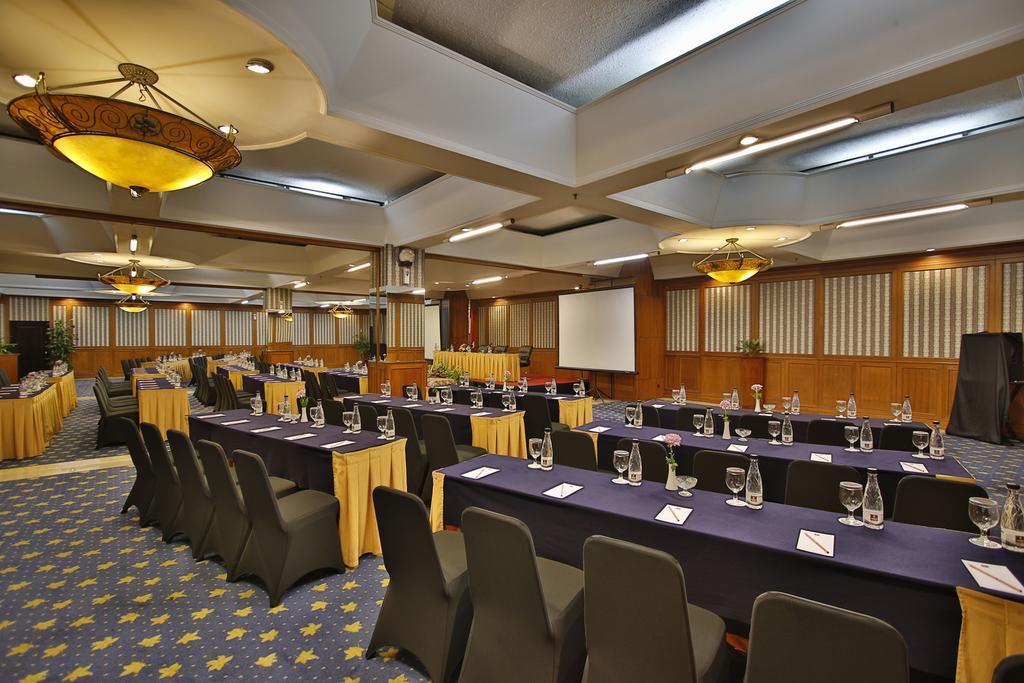 The Jayakarta Suites Бандунг Екстер'єр фото